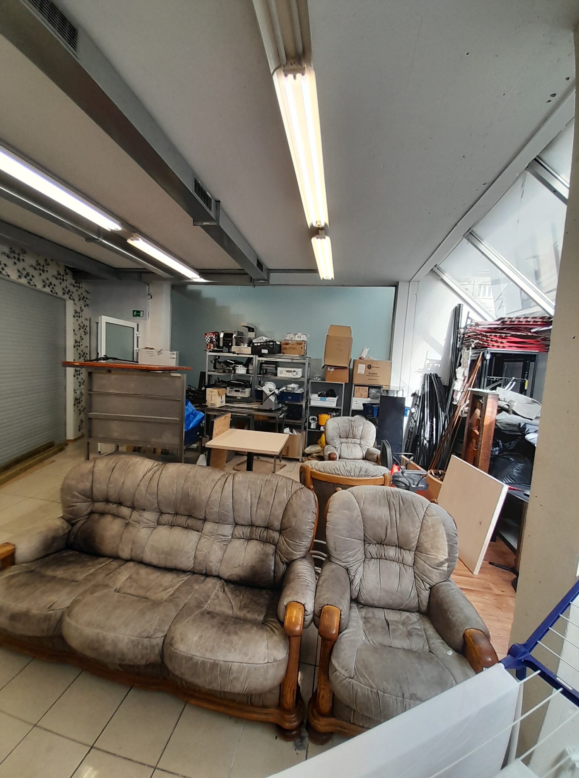 Išnuomojamos 49 kv.m. Patalpos, ofisui, grožio salonui, prekybai. Senamiestyje.