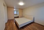 Išnuomuojamas jaukus, labai šiltas, suremontuotas, 2,5 kambario (2 + holas) butas. Klaipėda