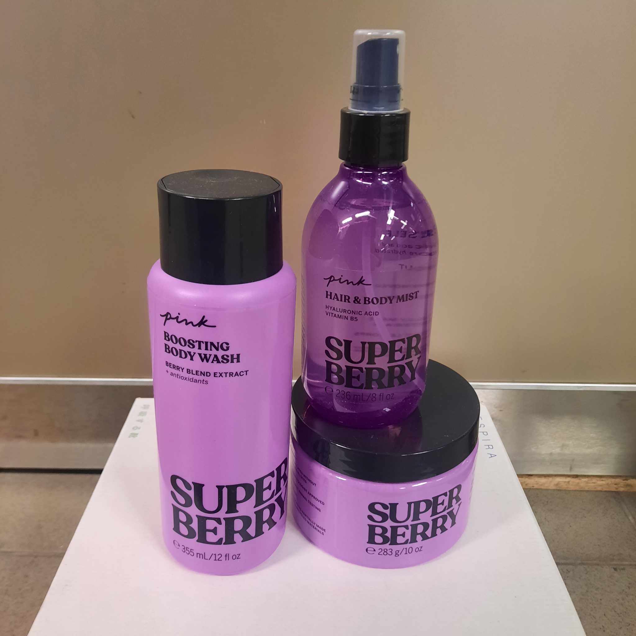 Victoria’s Secret kūno dulksna, kūno losjonas