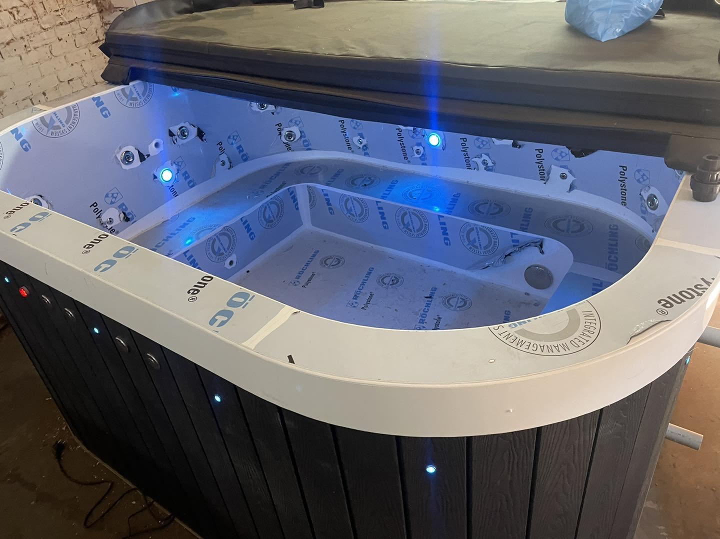 Pirtys,plastikiniai kubilai, kubilai,baseinai,baseiniukai