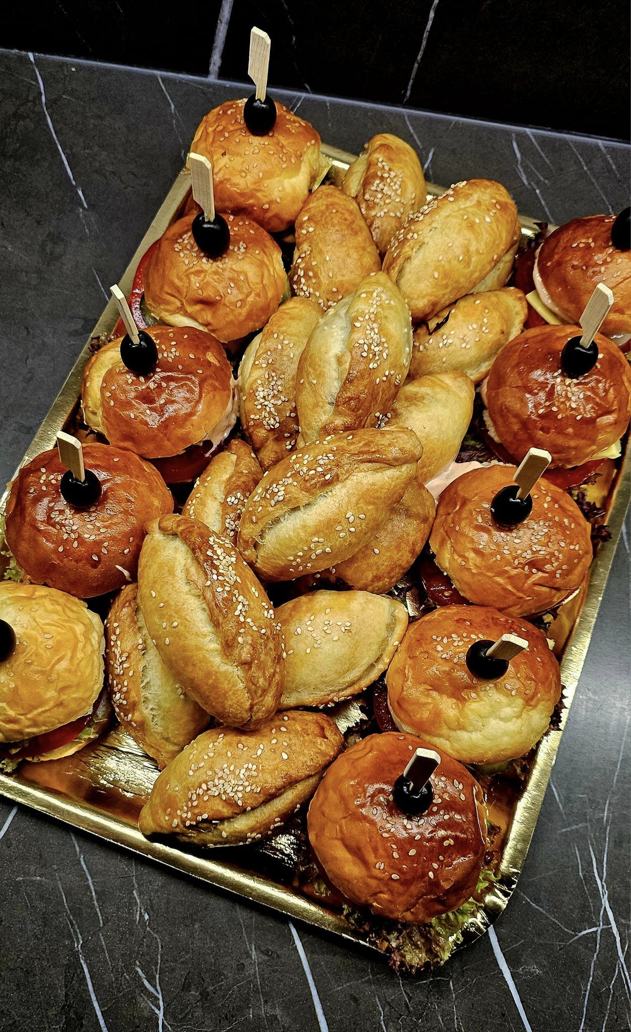 Vieno kąsnio užkandžiai ir ne tik Jūsų šventės stalui.