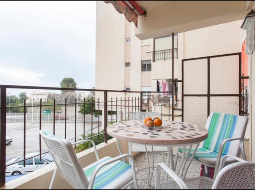 Parduodamas 3 miegamųjų paplūdimio apartamentai Villajoyosa/Costa Blanca/Alikante