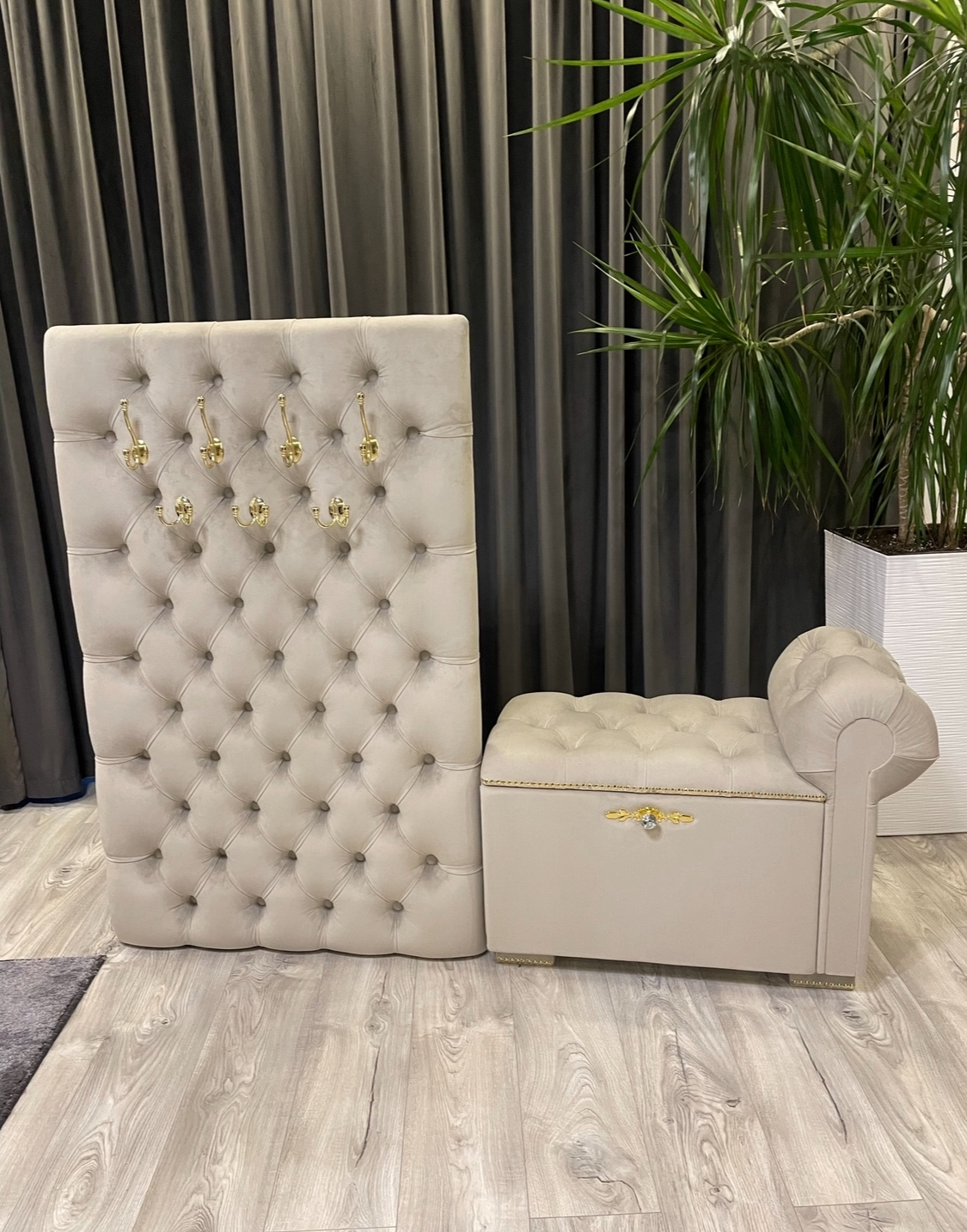 Drabužių kabyklos,Prieškambario baldai,Batų dėžės