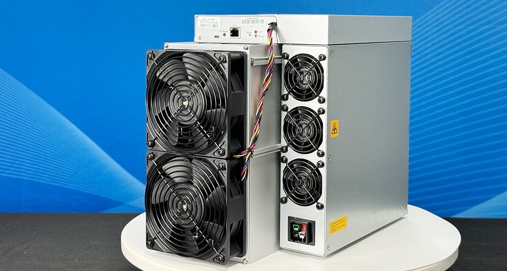 BITMAIN Antminer S21 Pro 234T 3531W Bitcoin Miner BTC BCH Mining