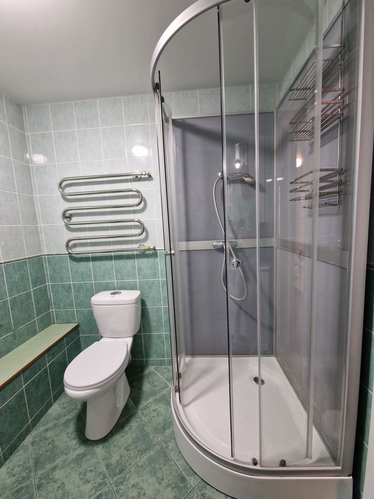 Išnuomuojamas jaukus, labai šiltas, suremontuotas, 2,5 kambario (2 + holas) butas. Klaipėda