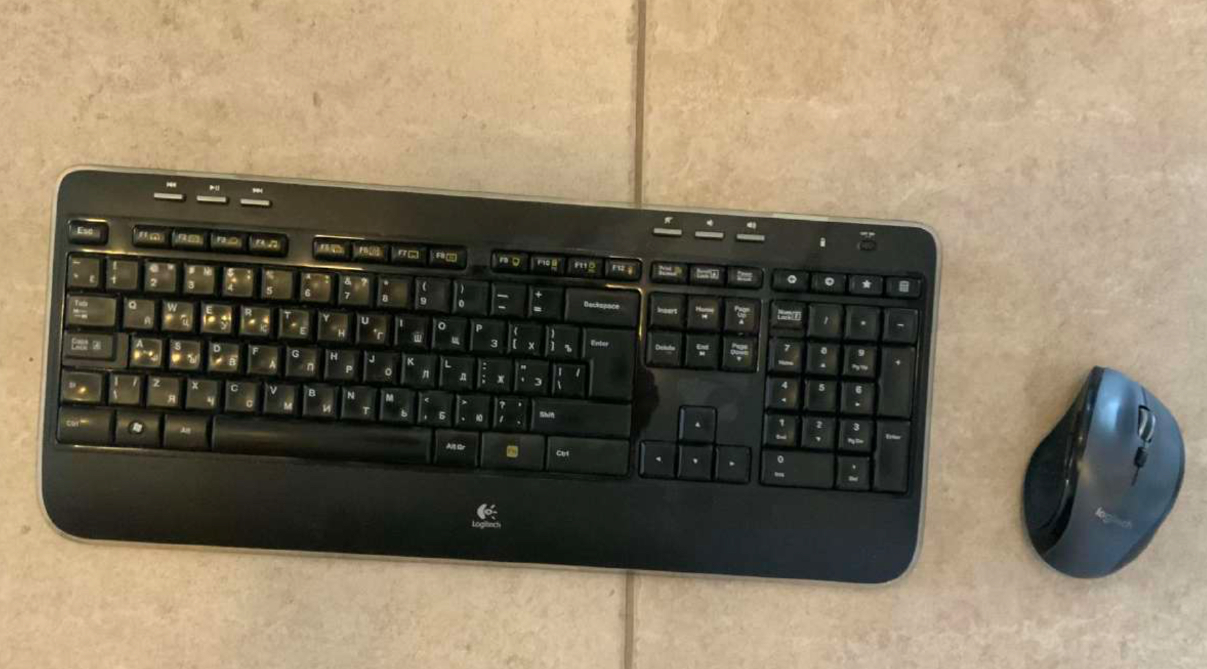Belaidė Logitech klaviatūra k520 ir pelė m705