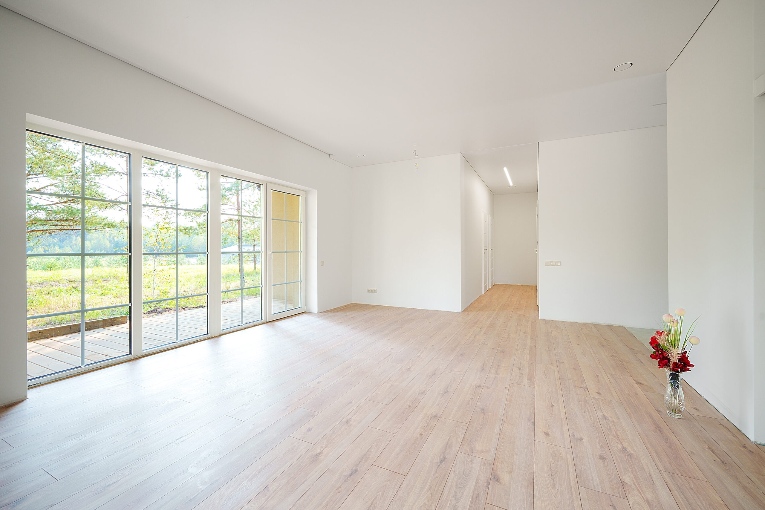 Parduodamas mūrinis namas