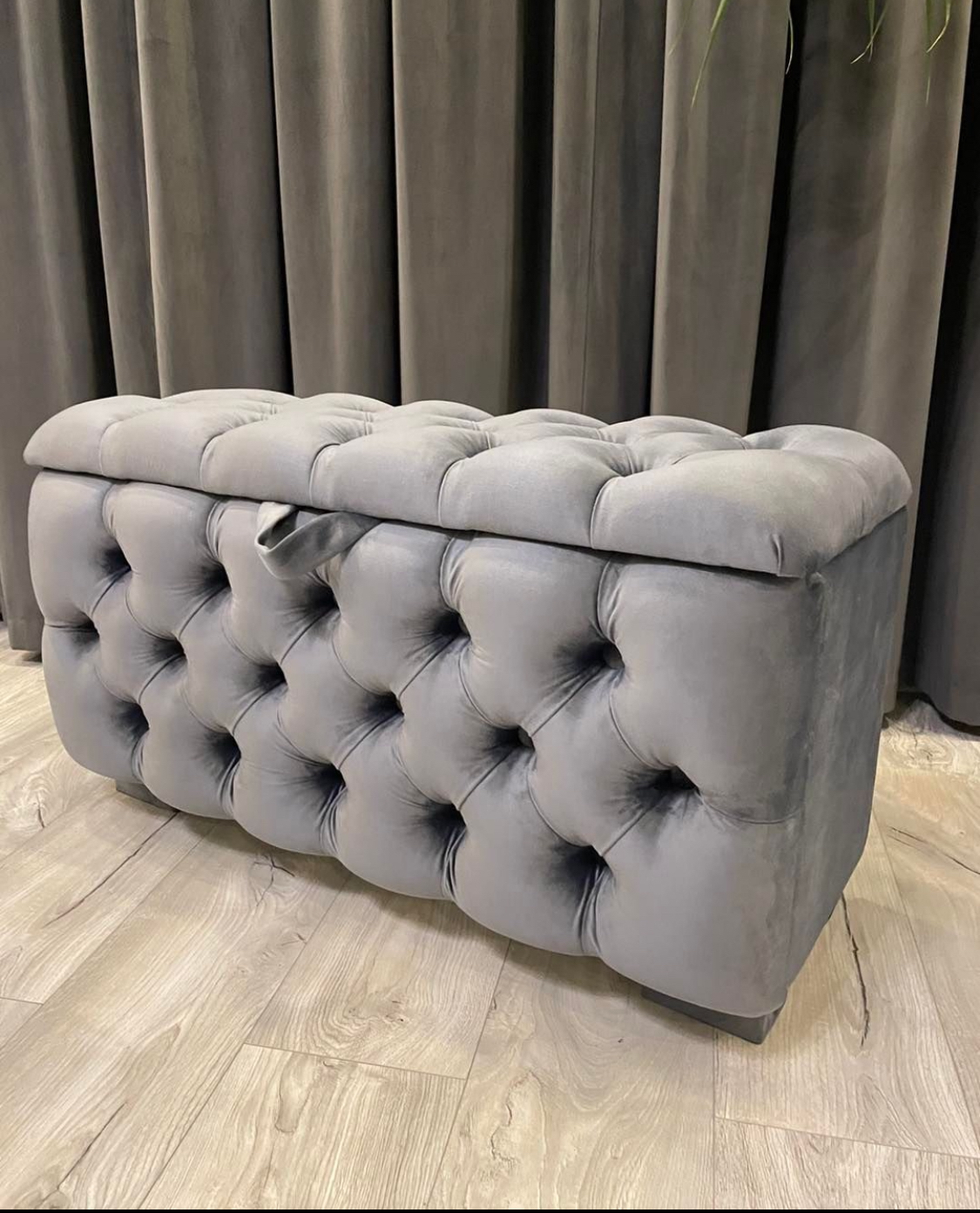 Batų dėžės, minkštasuoliai batams, batų suoliukai