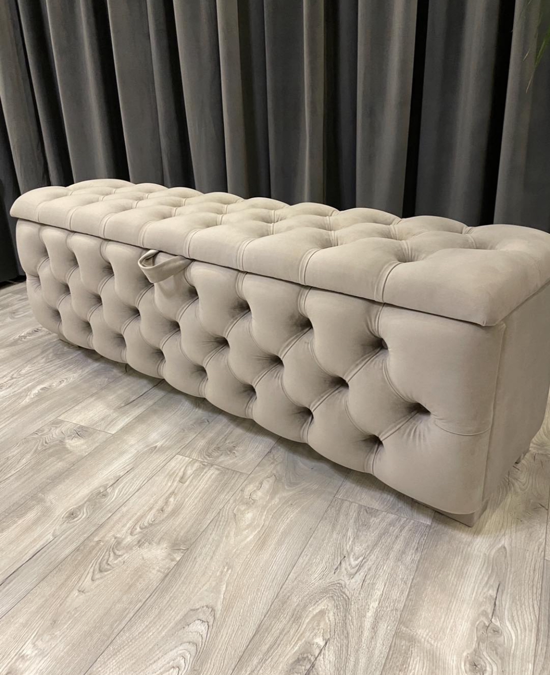 Suoliukai batams, batų dėžės, minkštasuoliai batams, batų pufai