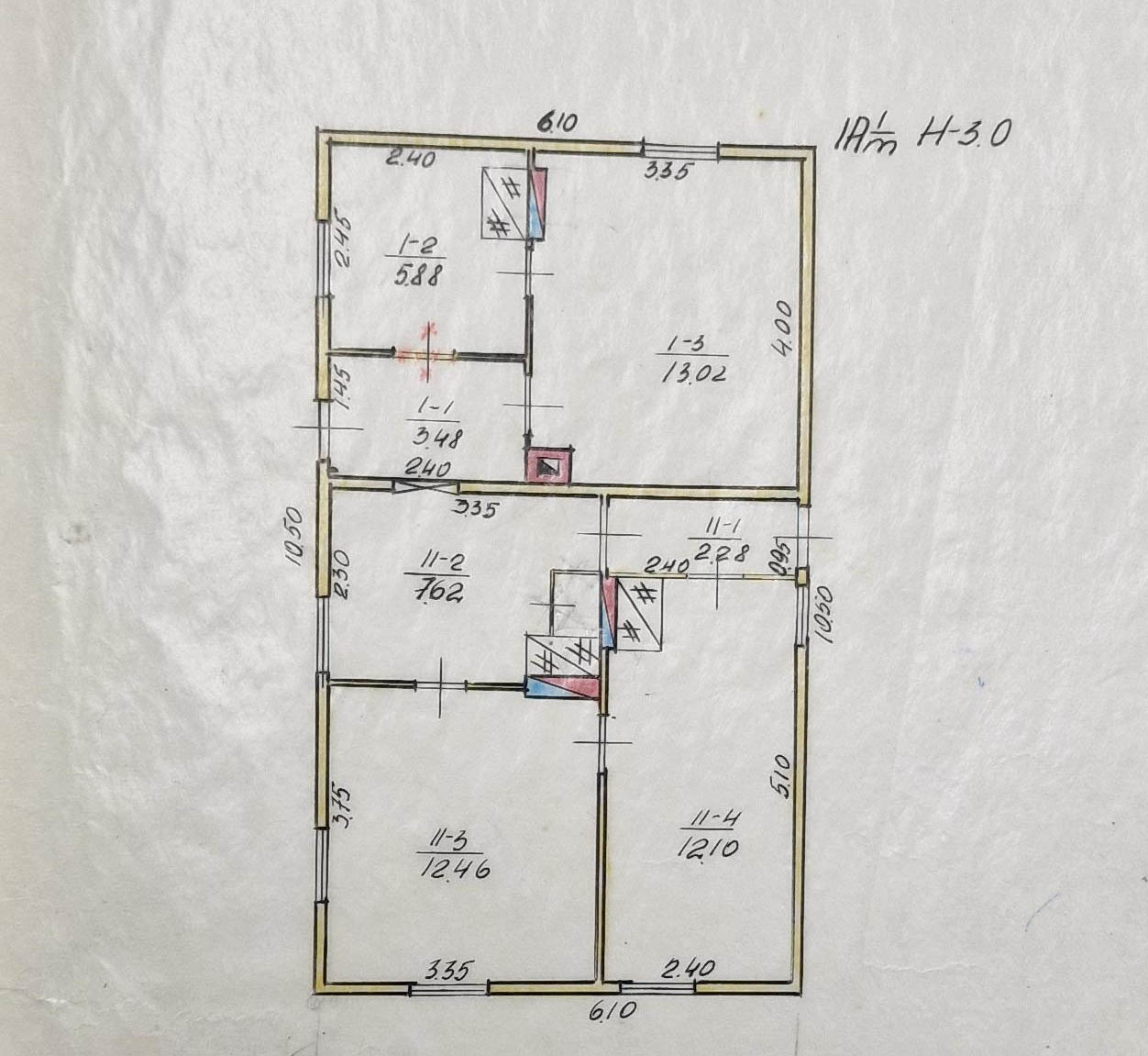 Parduodamas rąstinis namas Pušaloto g. 17, Panevėžyje.