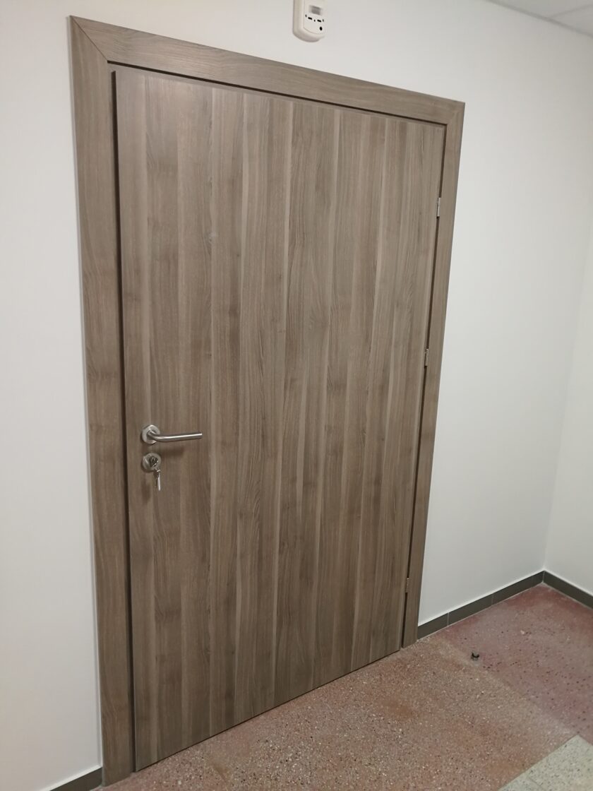 VISŲ TIPŲ DURYS, LANGAI, KONSTRUKCIJOS, GAMYBA, MONTAVIMAS, KONSULTAVIMAS