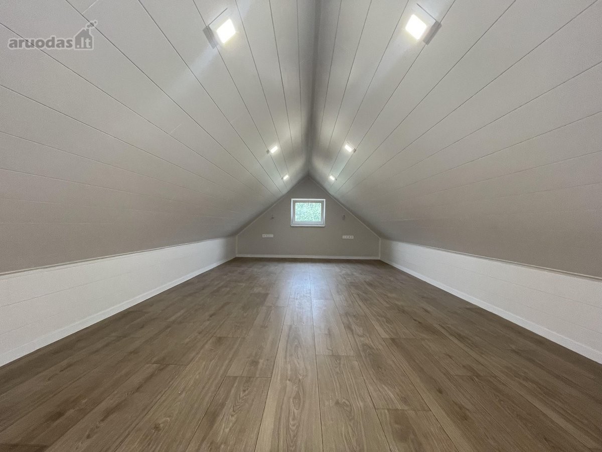 Parduodami mūriniai sodo namai