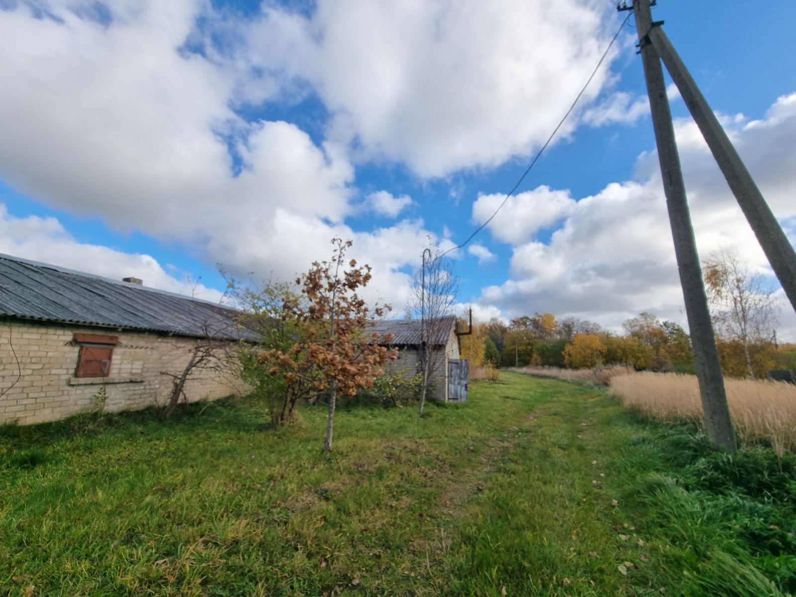 Parduodamas žemės ūkio paskirties sklypas su pastatais Smilgynų km.!
