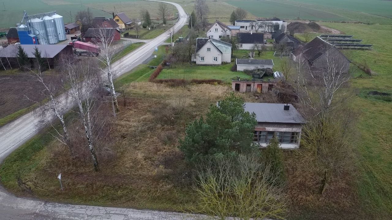 IŠSIMOKĖTINAI komercinis objektas Jurbarko r.