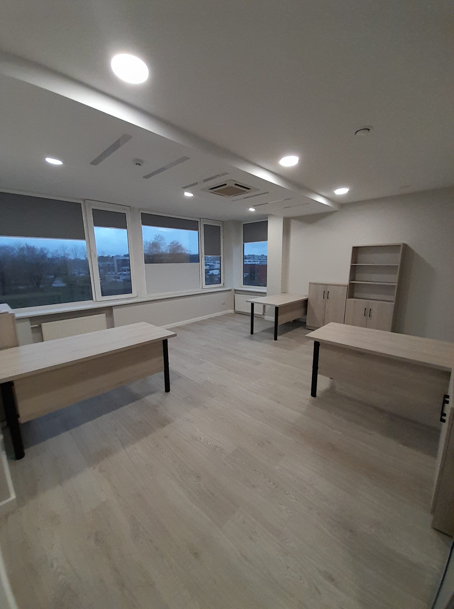 Išnuomojamos administracinės patalpos Svajonės g. 86 kv.m.