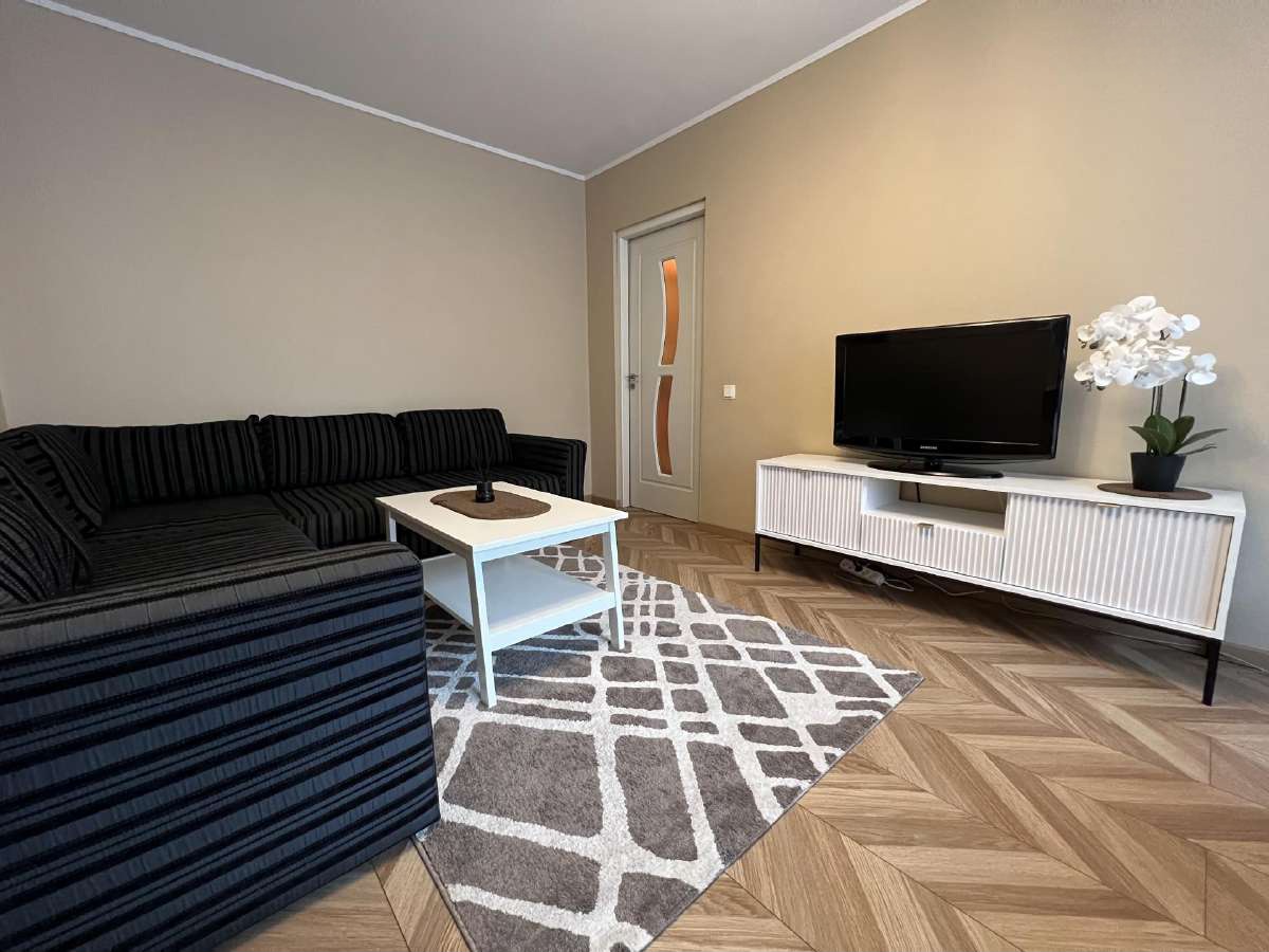 Parduodamas 1k.butas