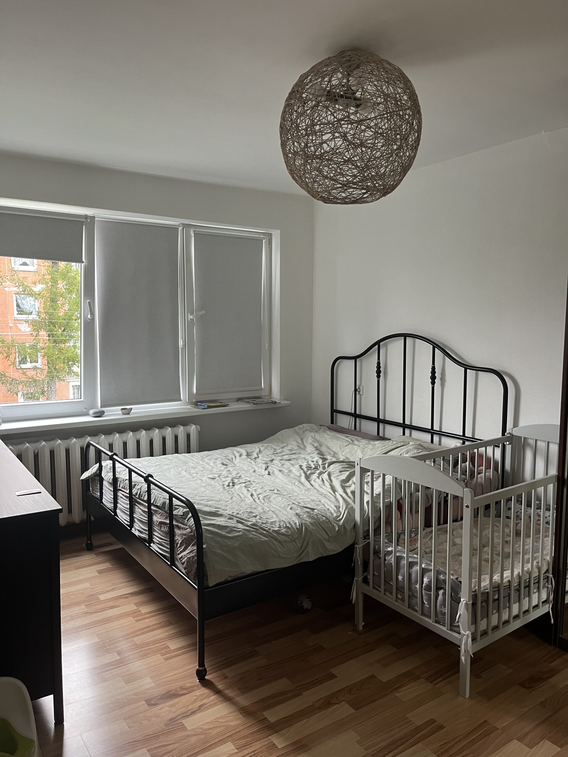 Parduodamas 2 kambarių butas Gargžduose.