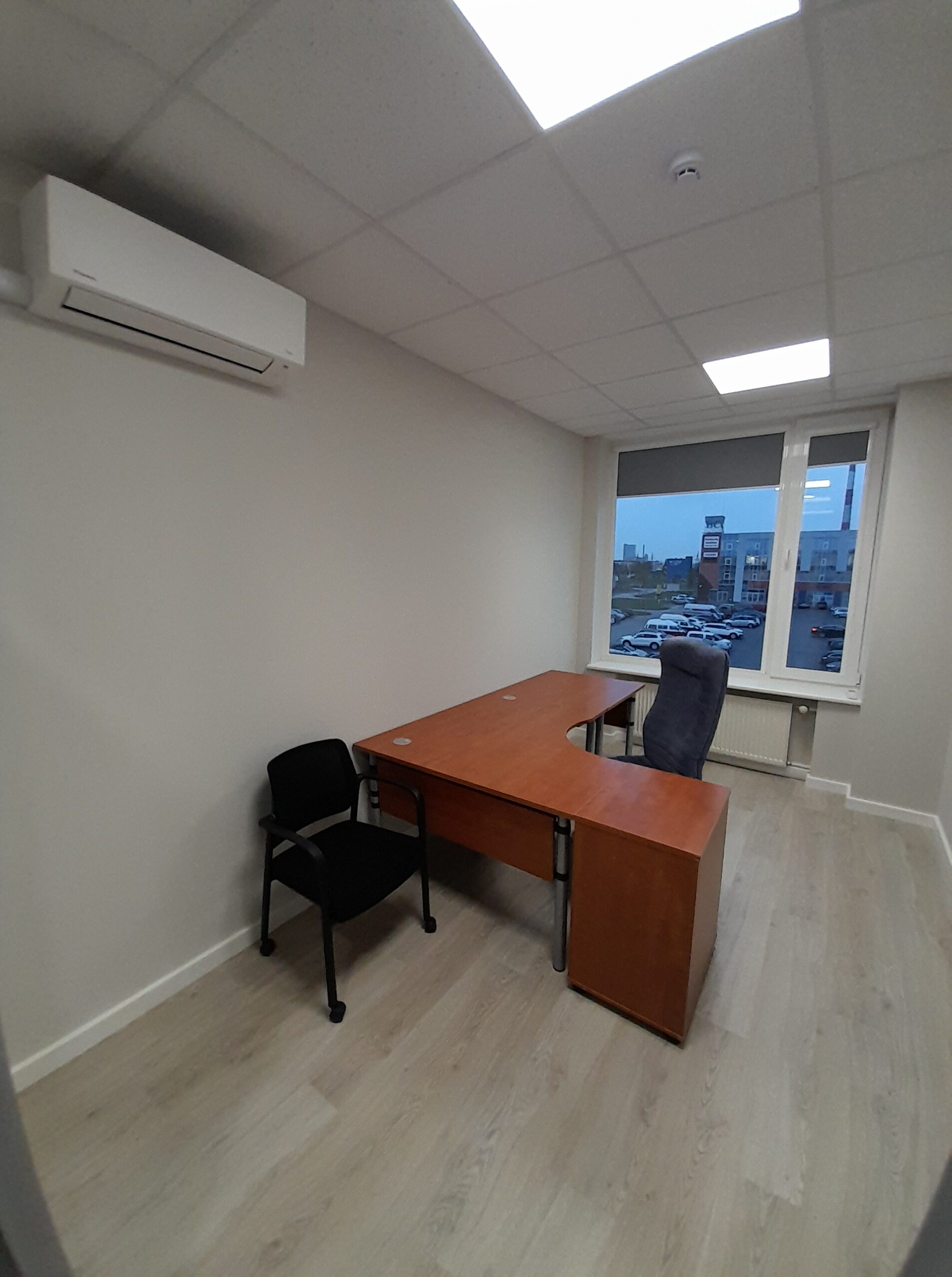 Išnuomojamos administracinės patalpos Svajonės g. 52 kv.m.