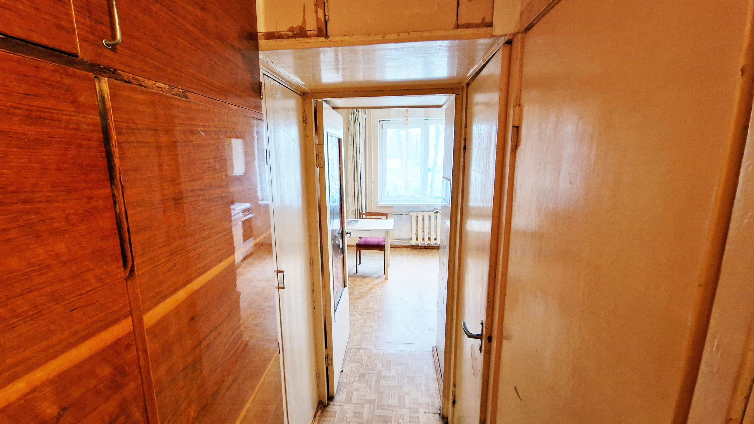 Parduodamas 1 kambario butas antrame aukšte, 38,39 kv/m Dariaus ir Girėno g. 21, Panevėžyje.