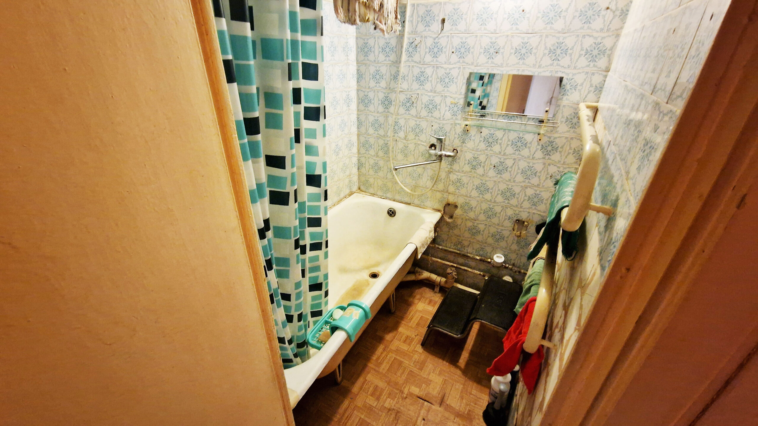 Parduodamas 1 kambario butas antrame aukšte, 38,39 kv/m Dariaus ir Girėno g. 21, Panevėžyje.