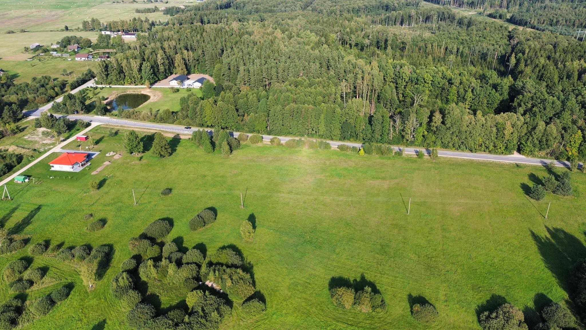 PARDUODAMI 4 SKLYPAI PIKTOŽIŲ KM.