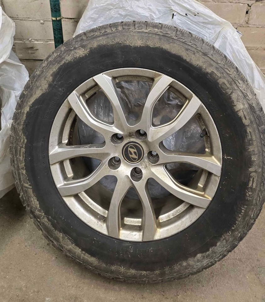 Žieminės padangos 4 x 235/65 R17 LASSA 108 H XL