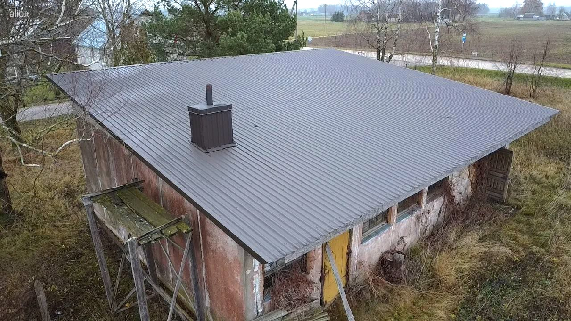 IŠSIMOKĖTINAI komercinis objektas Jurbarko r.