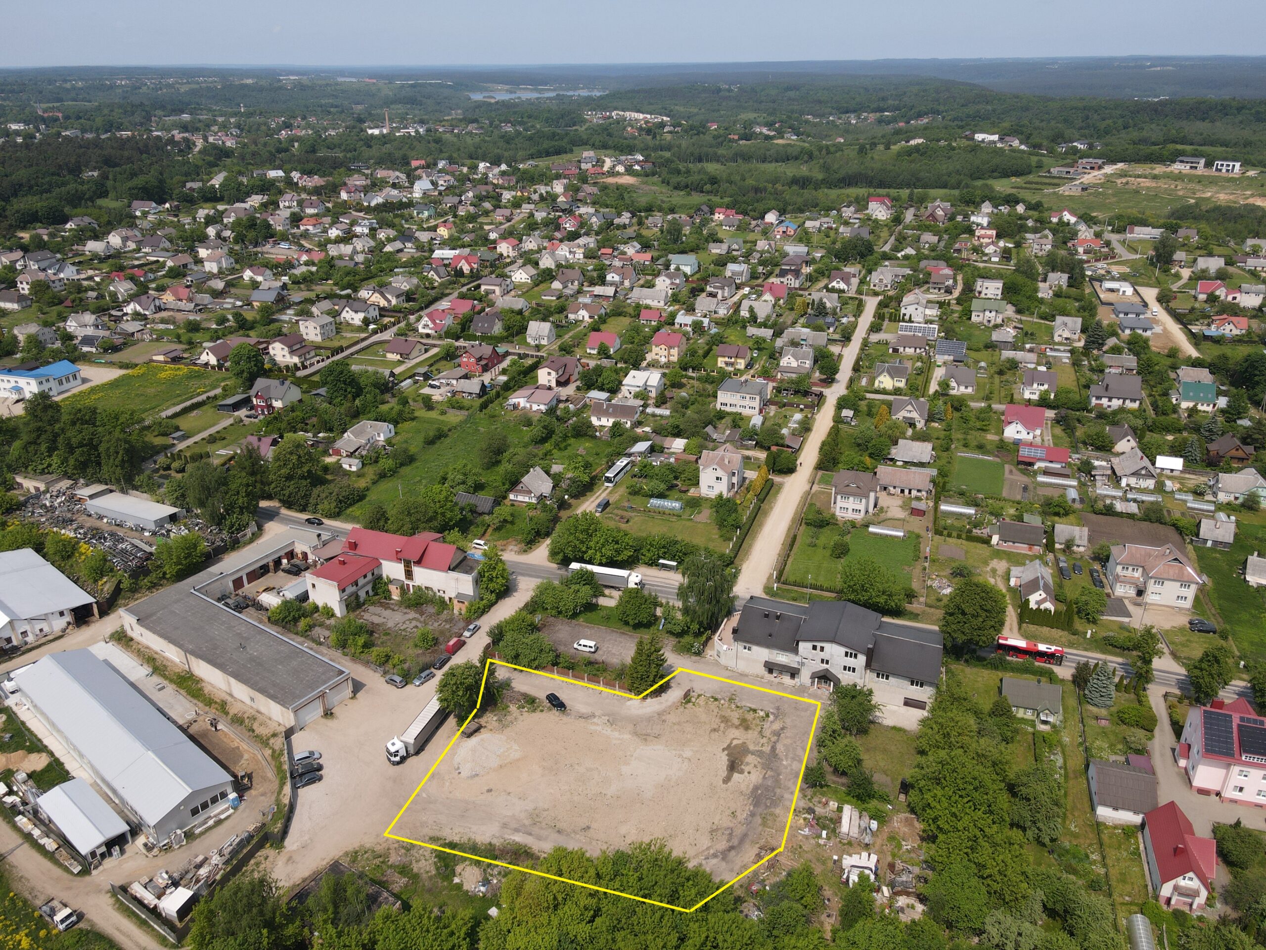 21.84 ARŲ ŽEMĖS SKLYPAS TRAKŲ R. SAV., LENTVARIS, VILNIAUS G. 7B.