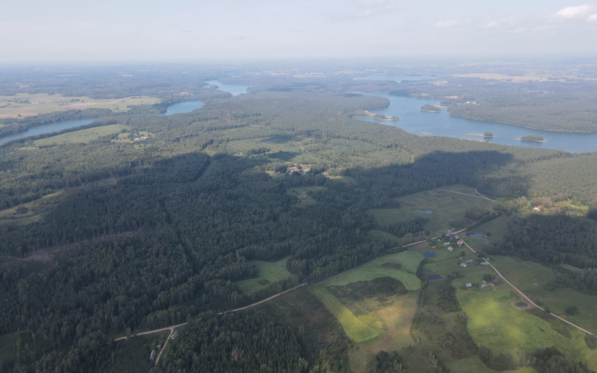 PARDUODAMAS MEDINIS NAMAS ASVEJOS REGIONINIAME PARKE
