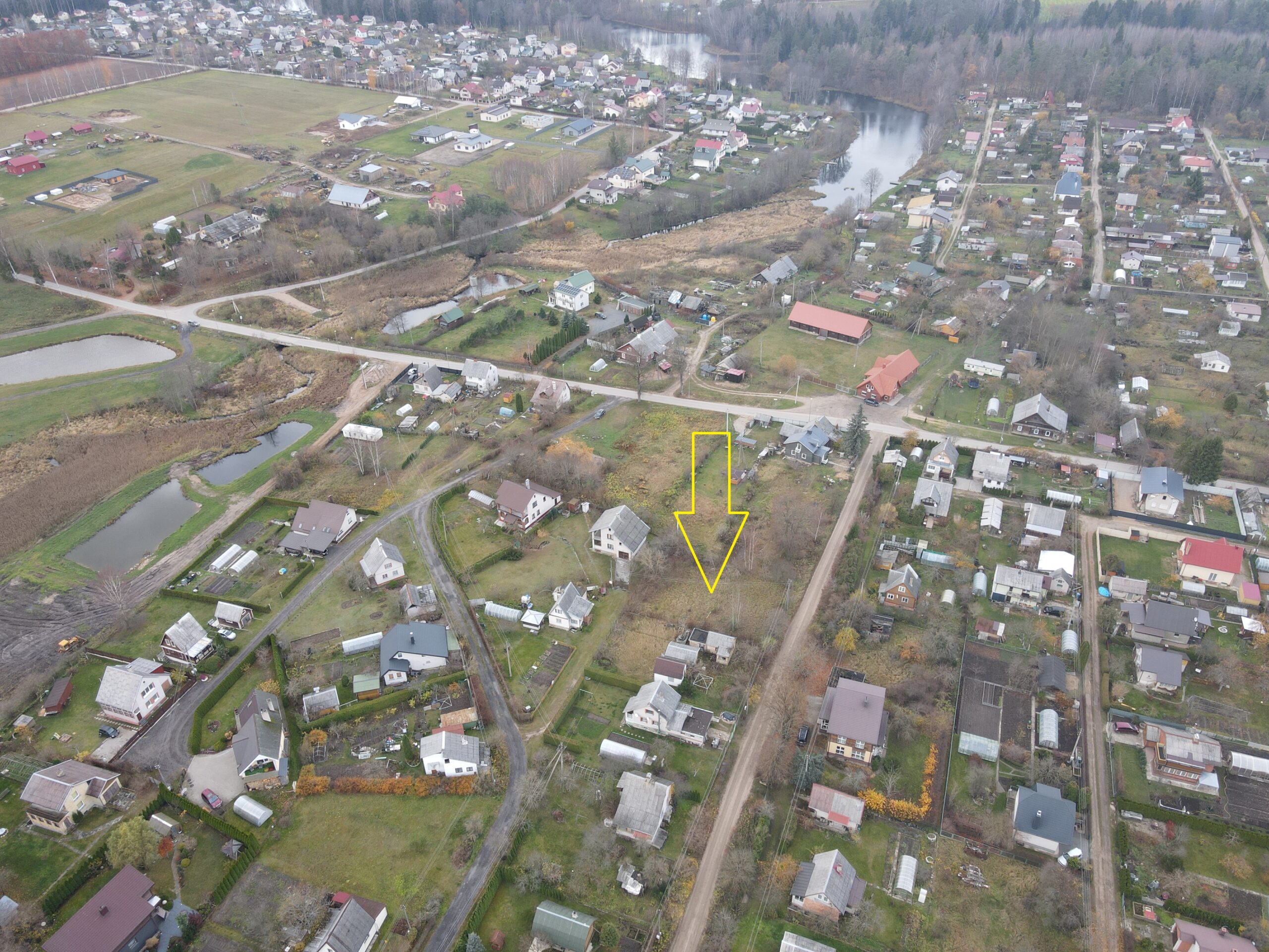 PARDUODAMAS ŽEMĖS SKLYPAS VILNIAUS R. SAV., MARIJAMPOLIO SEN., KALVELIŲ K., NAUJŲJŲ KALVELIŲ 1-OJI G. 8.