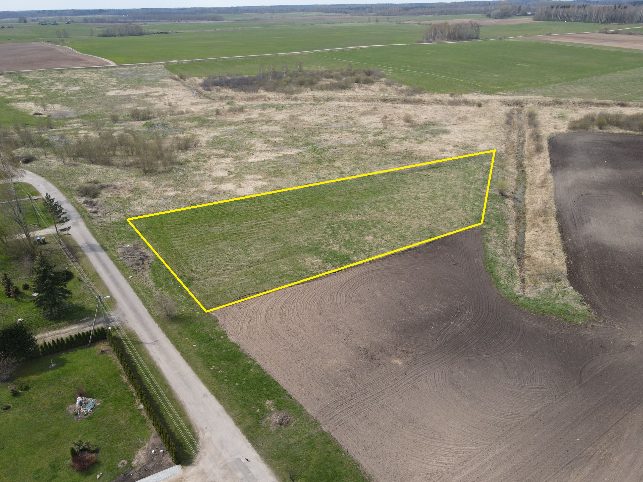 40 ARŲ ŽEMĖS SKLYPAS ŠIRVINTŲ R. SAV., JAUNIUNŲ SEN., ŠIAULIŲ K.