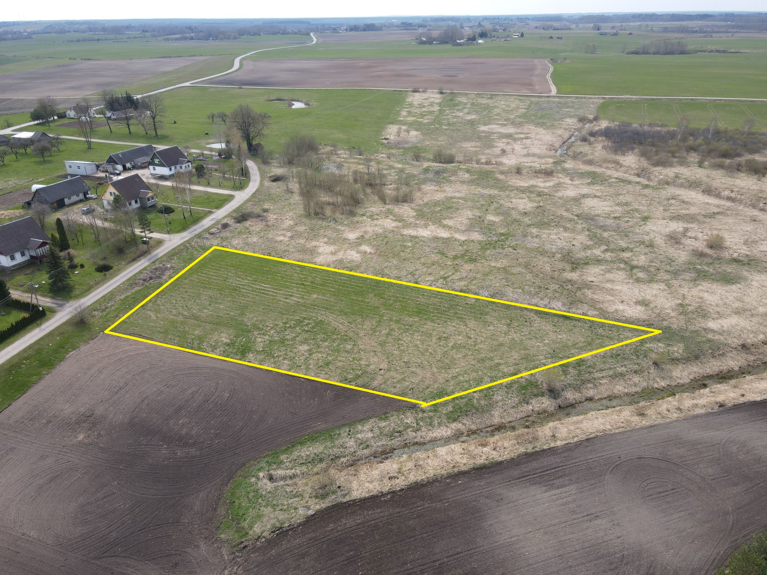 40 ARŲ ŽEMĖS SKLYPAS ŠIRVINTŲ R. SAV., JAUNIUNŲ SEN., ŠIAULIŲ K.