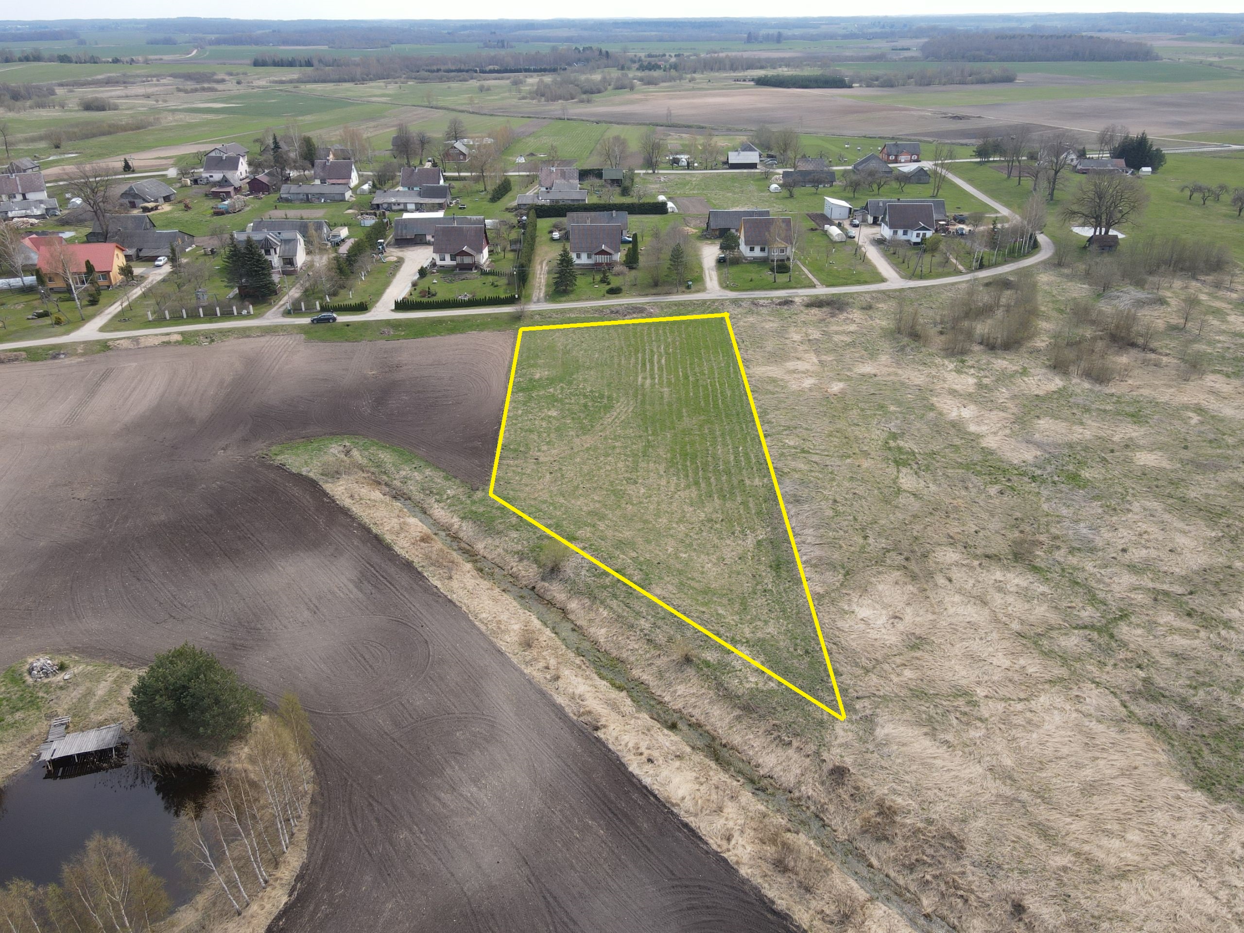 40 ARŲ ŽEMĖS SKLYPAS ŠIRVINTŲ R. SAV., JAUNIUNŲ SEN., ŠIAULIŲ K.