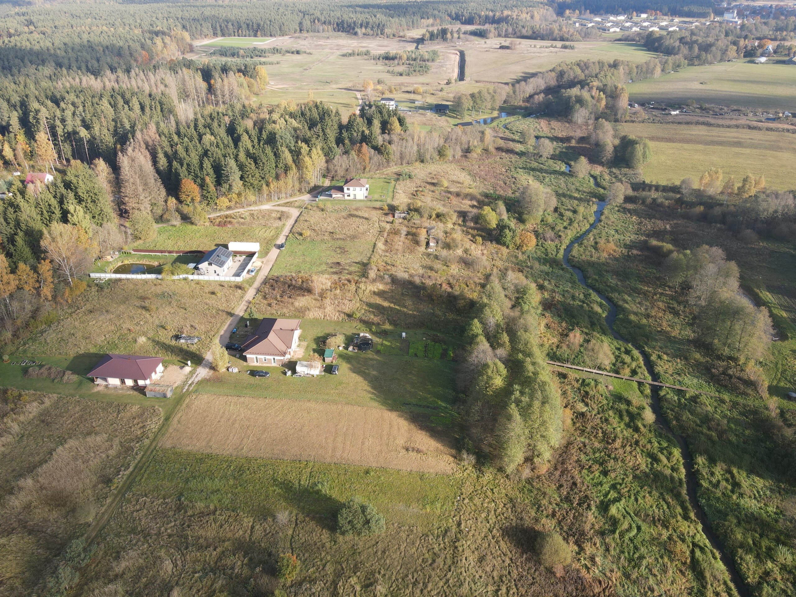 10 ARŲ ŽEMĖS SKLYPAS VILNIAUS R. SAV., JUODŠILIŲ SEN., JUODŠILIŲ K., PARKO G. 59.