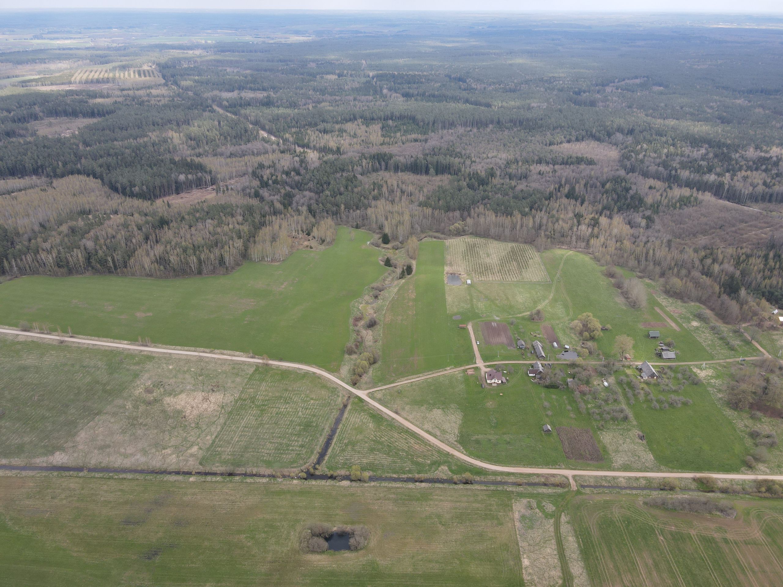 1,5704 HA ŽEMĖS SKLYPAS ŠIRVINTŲ R. SAV., JAUNIŪNŲ SEN., DRAUČIŲ k.