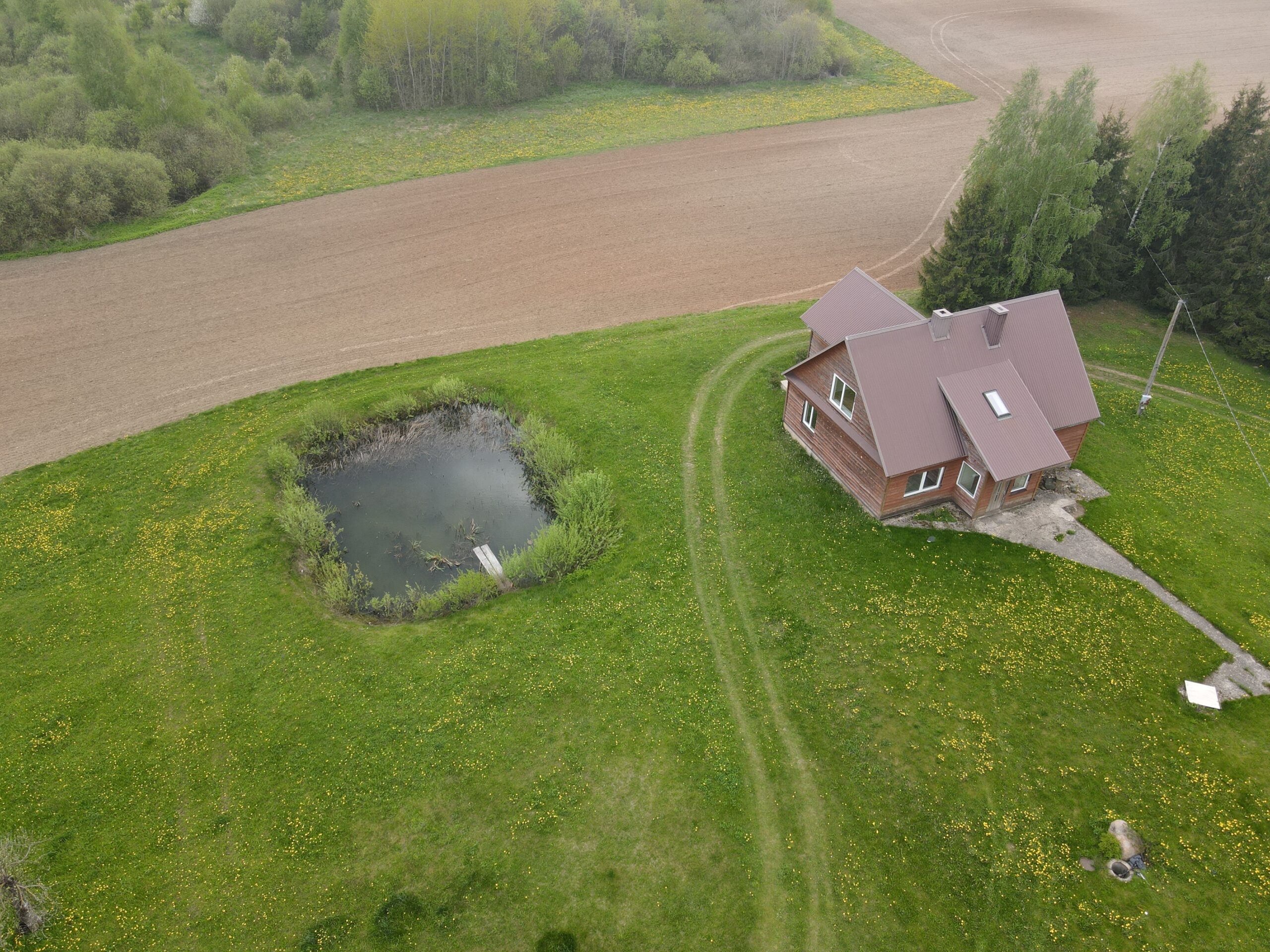 PARDUODAMA GRAŽI, TVARKINGA SODYBA, EŽERO G. 33, ZUBELIŲ K., GELVONŲ SEN., ŠIRVINTŲ R. SAV.