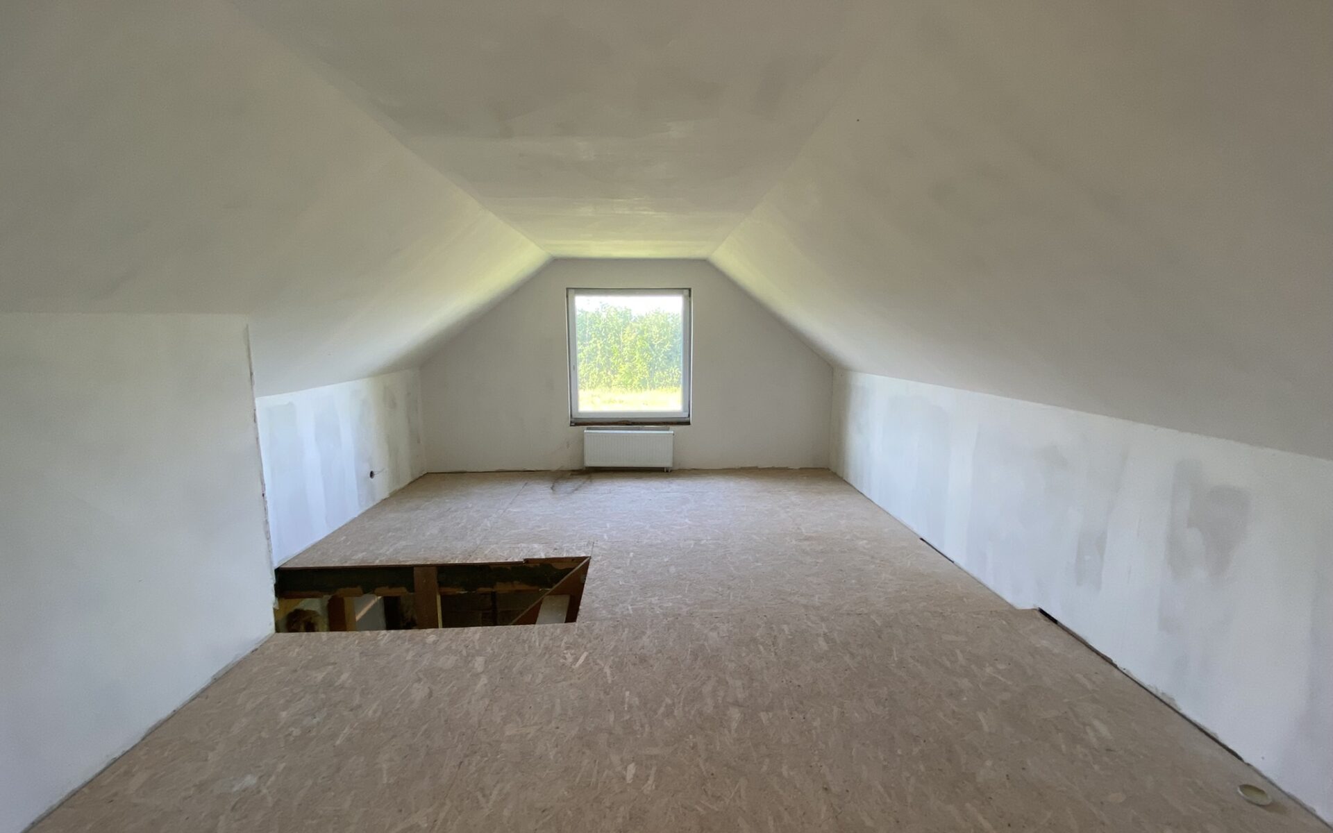 PARDUODAMA GRAŽI, TVARKINGA SODYBA, EŽERO G. 33, ZUBELIŲ K., GELVONŲ SEN., ŠIRVINTŲ R. SAV.