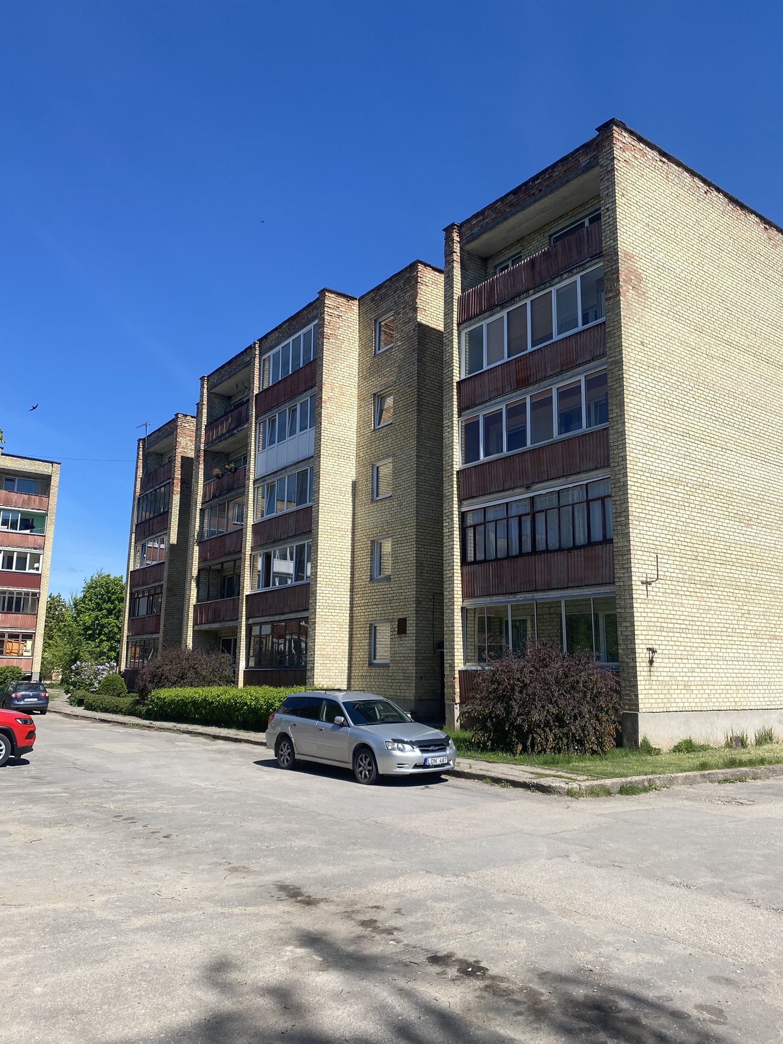 Parduodamas 1 kambario butas Kalnalaukio