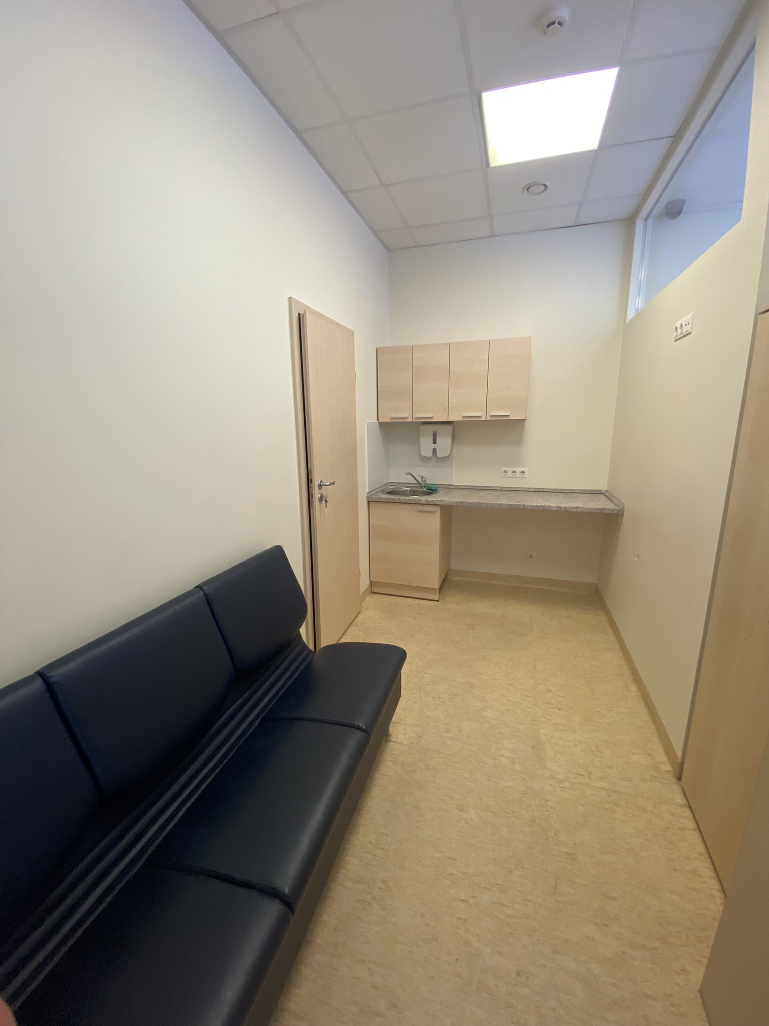 PARDUODAMOS GYDYMO ĮSTAIGOS PATALPOS