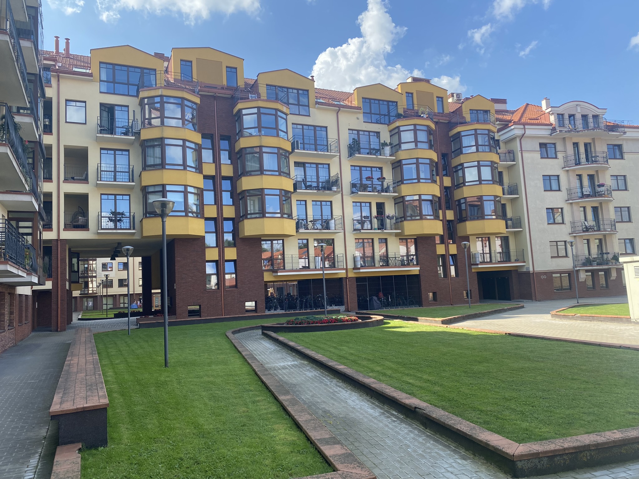 Išnuomojamas 2 kambarių butas Šaltinių g. 24, Vilnius.