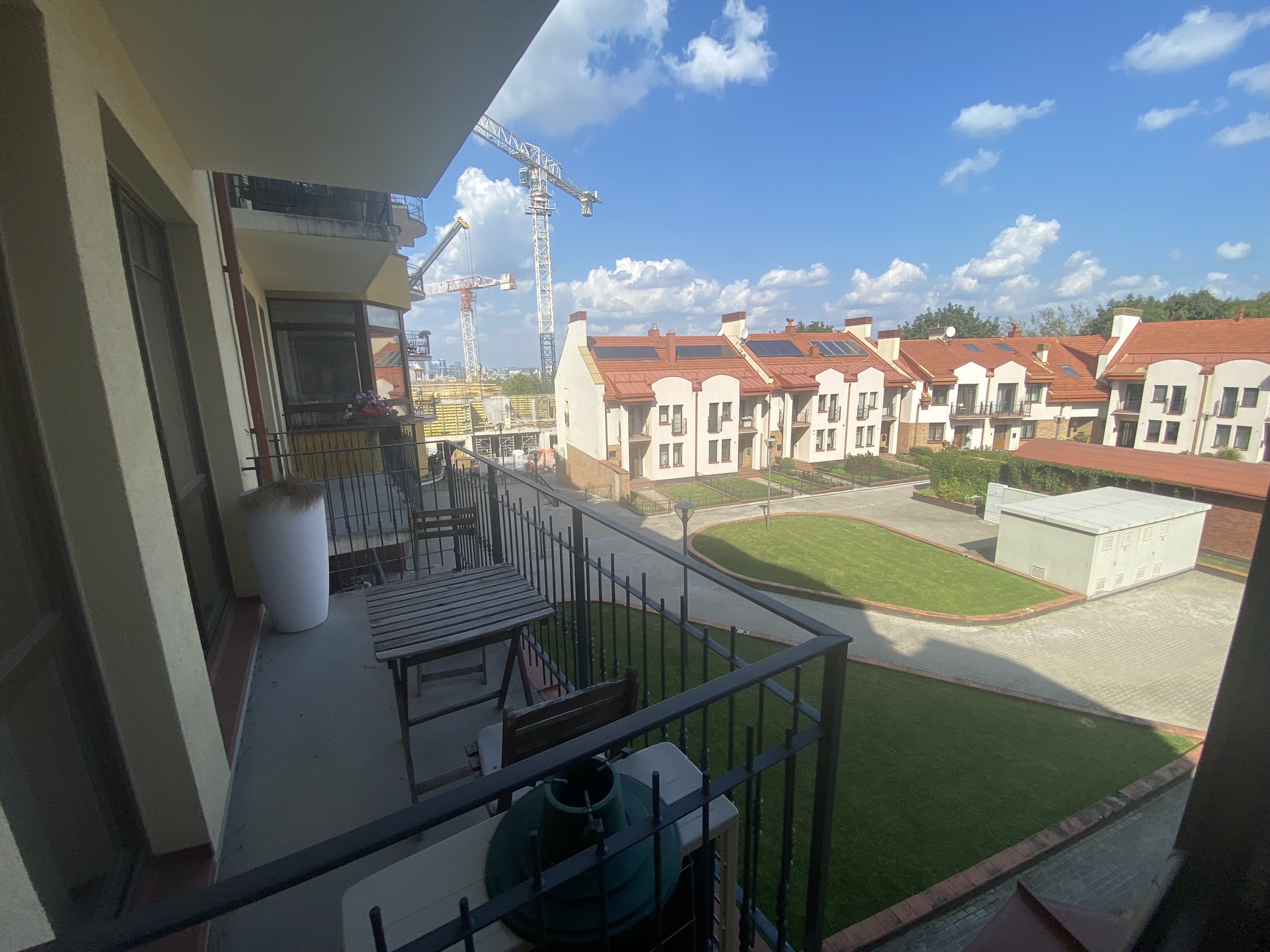 Išnuomojamas 2 kambarių butas Šaltinių g. 24, Vilnius.