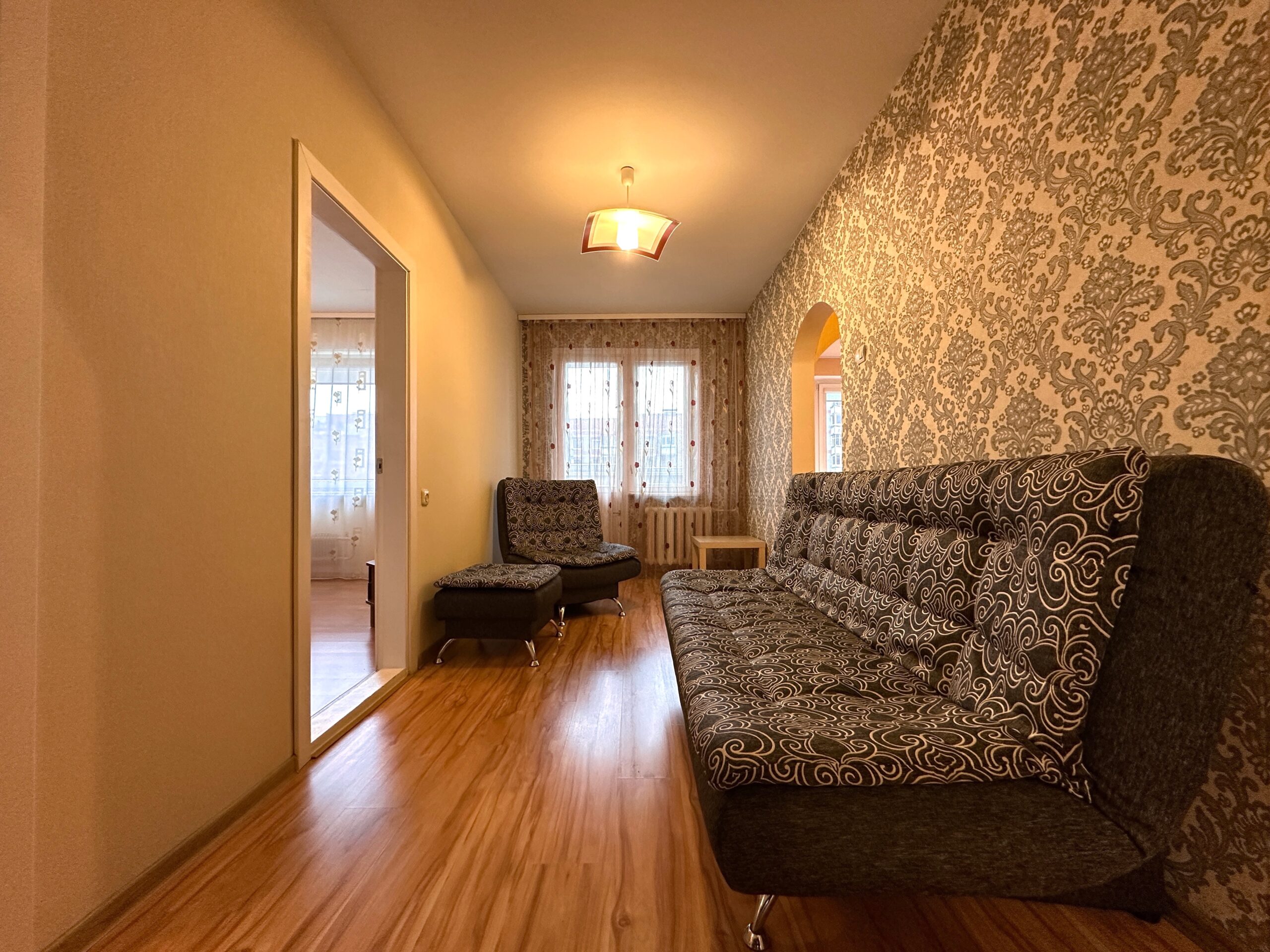 Parduodamas 3 kambarių butas su holu Klaipedoje