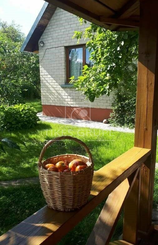 Parduodamas jaukus sodas su mūriniu nameliu prie Minijos upės!