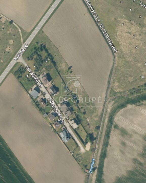 PARDUODAMAS SKLYPAS LELIUOSE 77.58a PRIE PAGRINDINIO KELIO