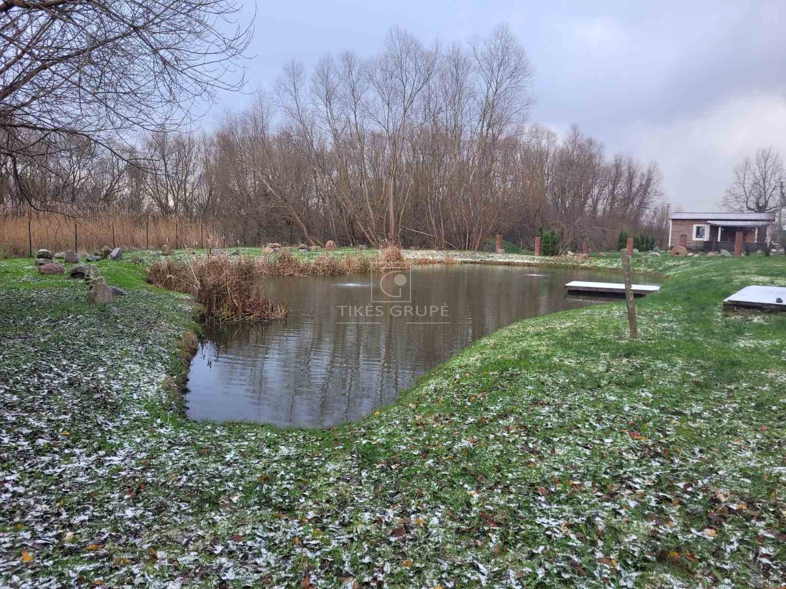Parduodama unikali sodyba su įžuvintu tvenkiniu Klaipėdos pašonėje!