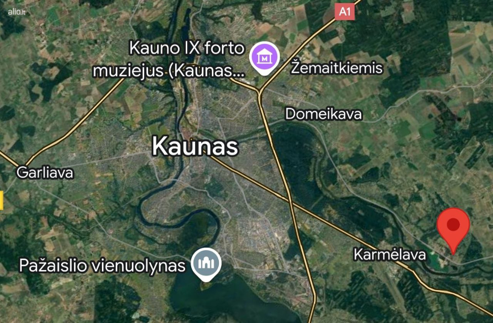 Sodo namas su vaizdais į tvenkinius Kauno r.,