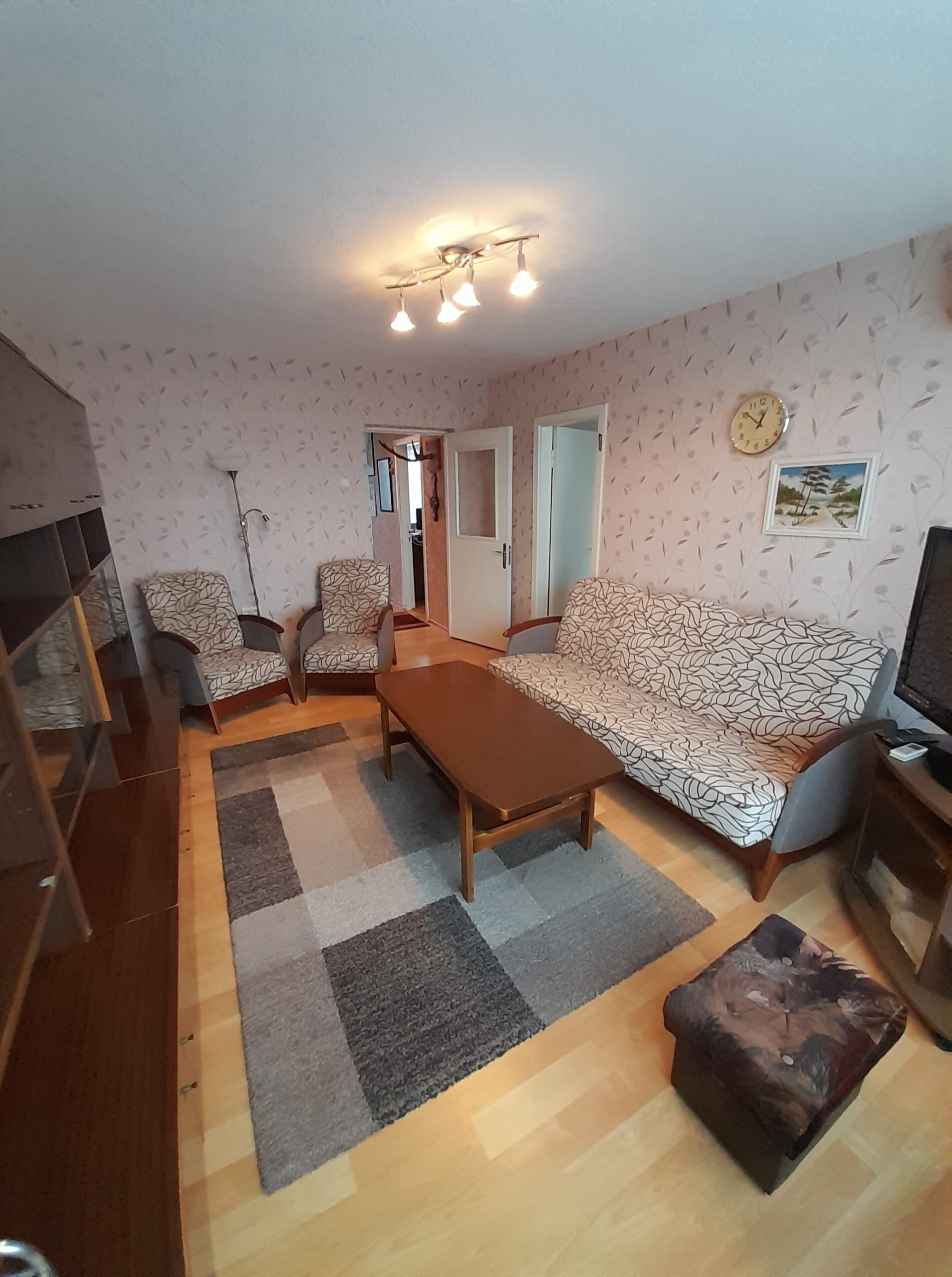 Išnuomojamas 2 kambarių 55 kv.m. Butas Šilutės pl. 20 Įvažiavimas iš Kauno g.