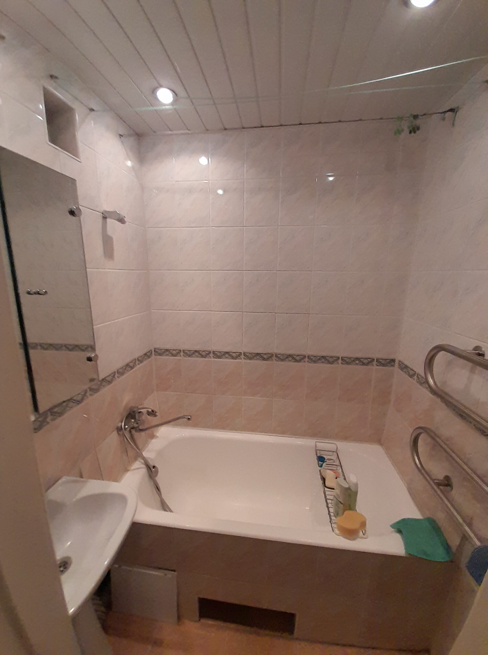 Išnuomojamas 2 kambarių 55 kv.m. Butas Šilutės pl. 20 Įvažiavimas iš Kauno g.