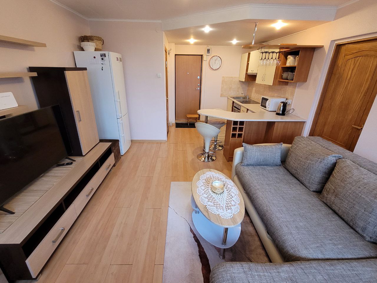 2 k butas MarijampolėJE 2 AUKSTAS