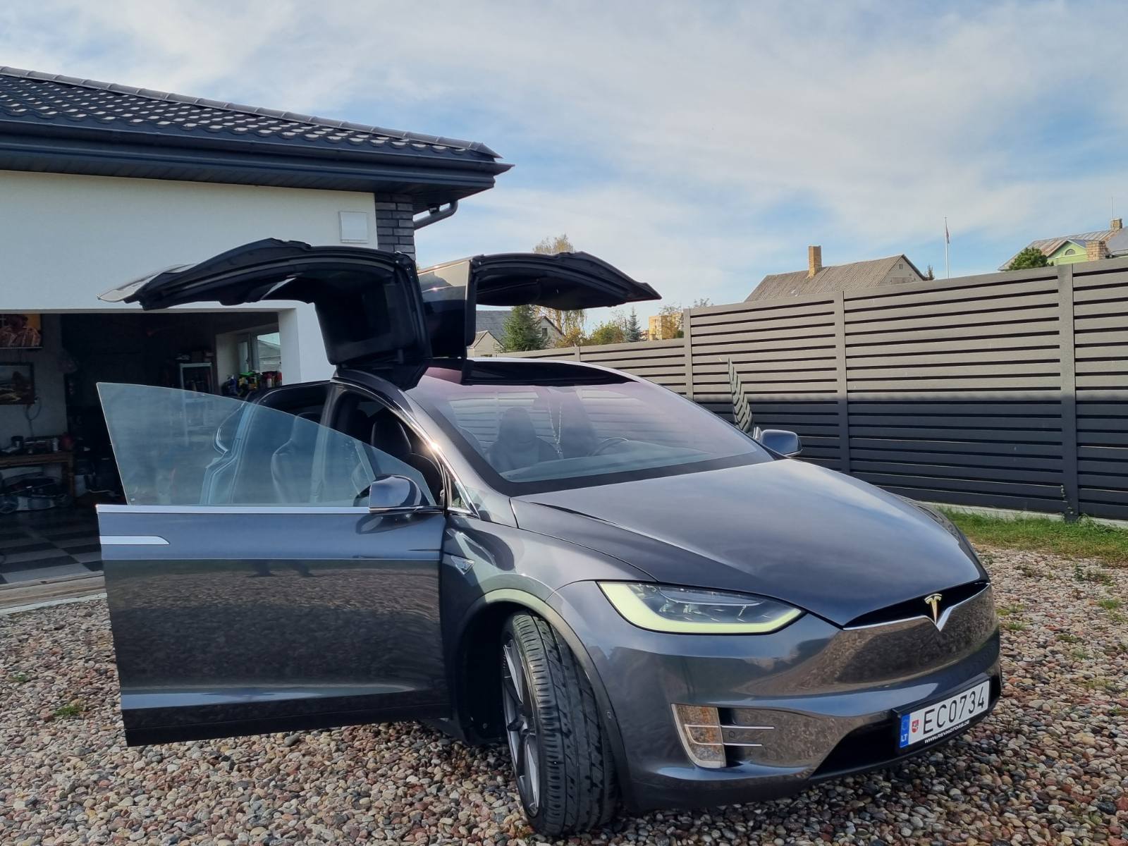 Tesla Model X